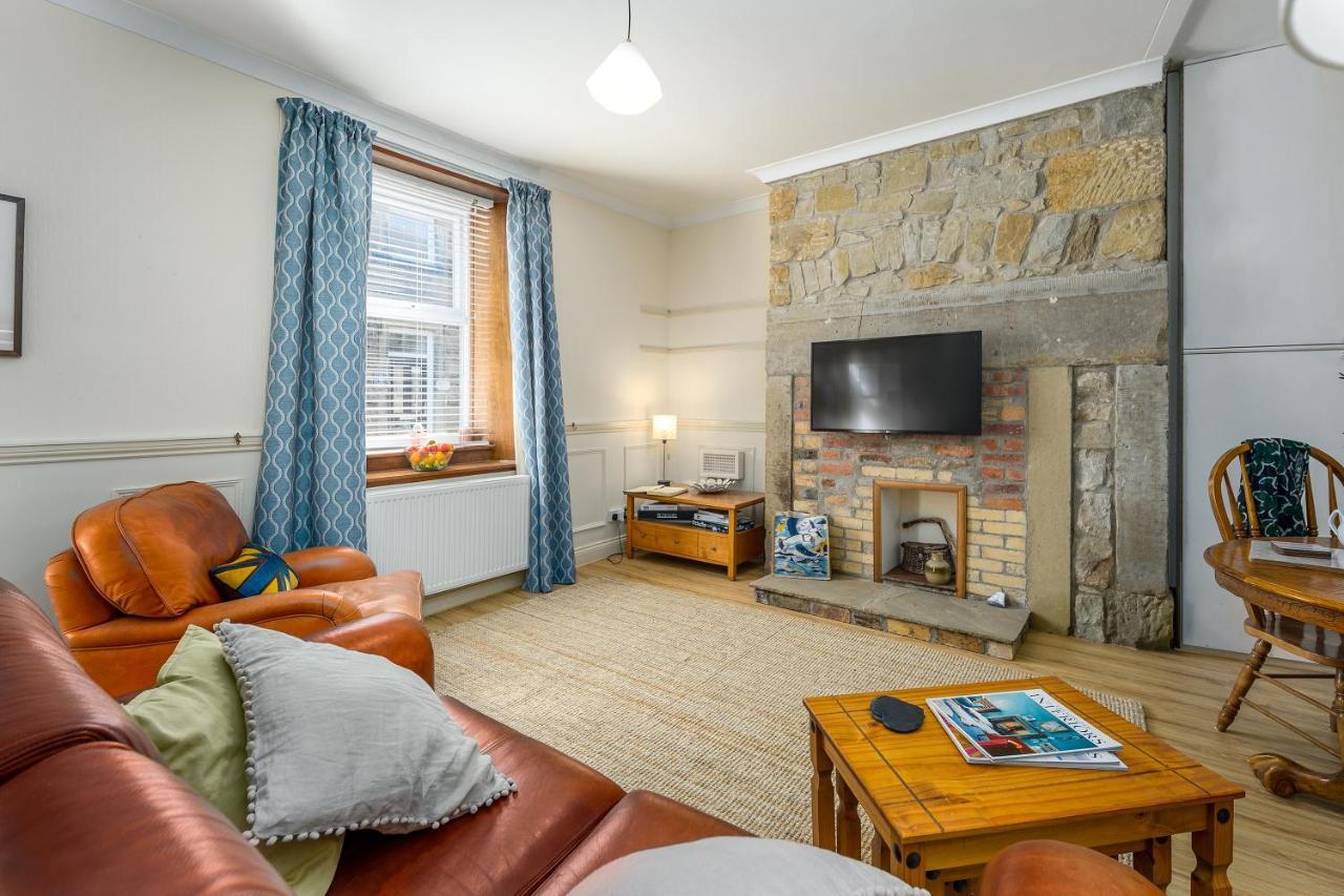Beautiful Kipper Cottage, Amble By The Sea Exteriör bild